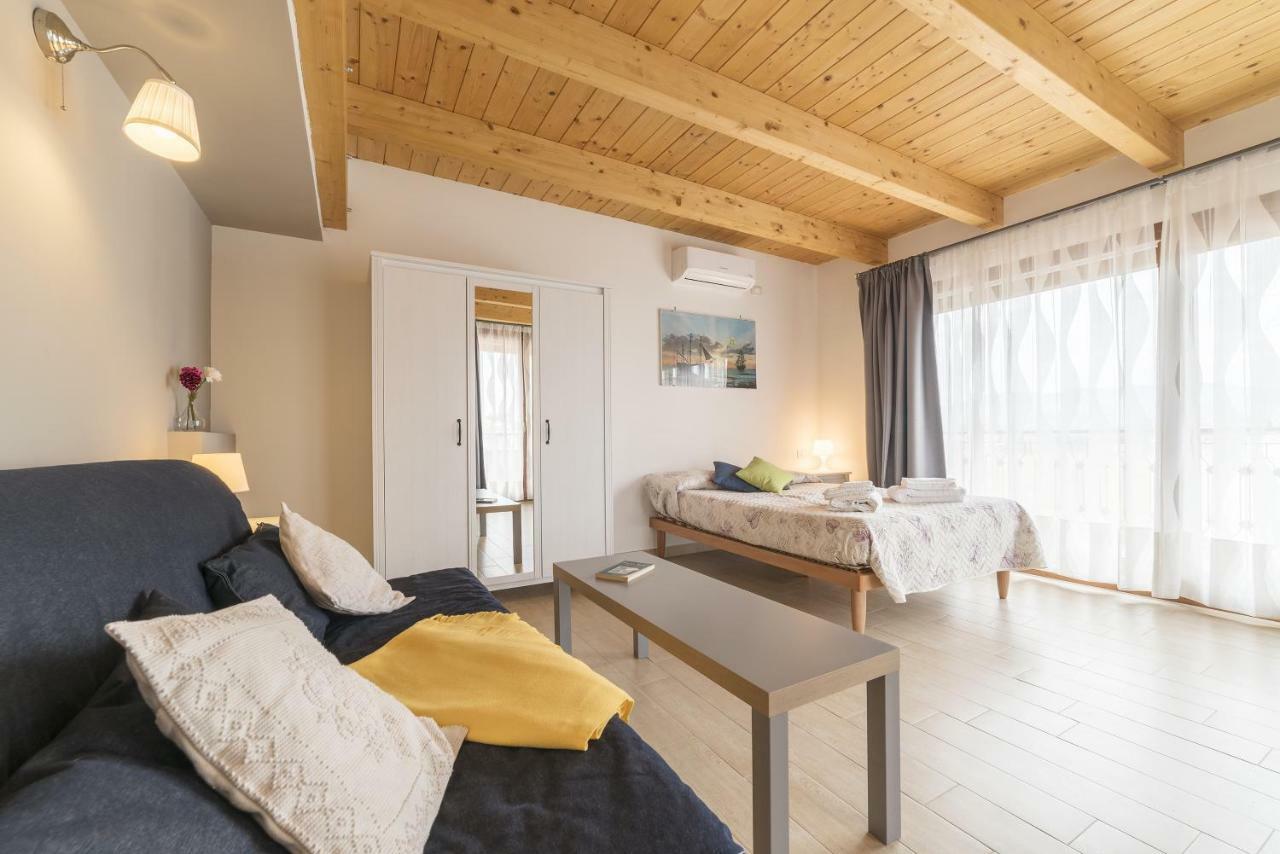 Apartamento Peperino Attic Flat Ciampino Exterior foto